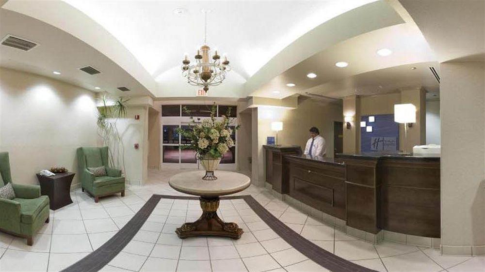 Holiday Inn Express Hotel & Suites Eagle Pass By Ihg Bagian luar foto