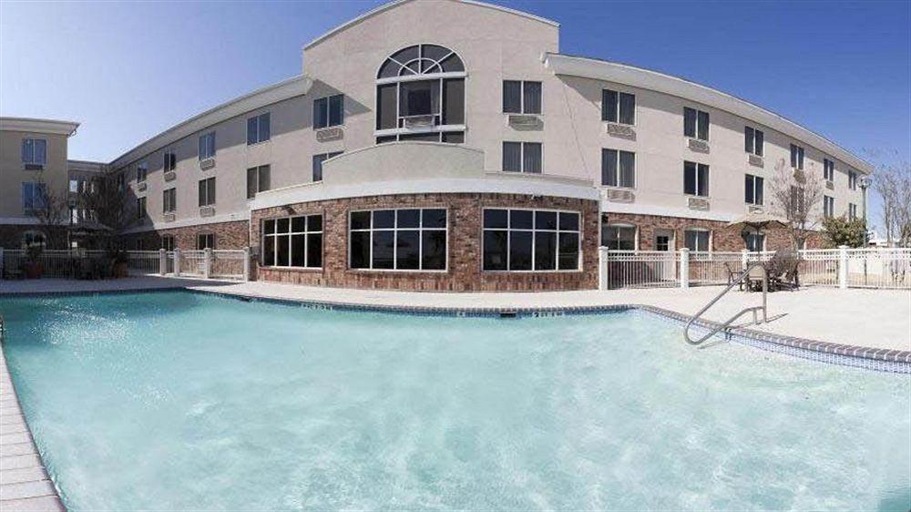 Holiday Inn Express Hotel & Suites Eagle Pass By Ihg Bagian luar foto