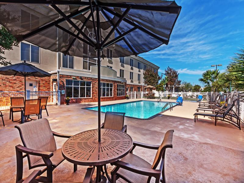 Holiday Inn Express Hotel & Suites Eagle Pass By Ihg Bagian luar foto