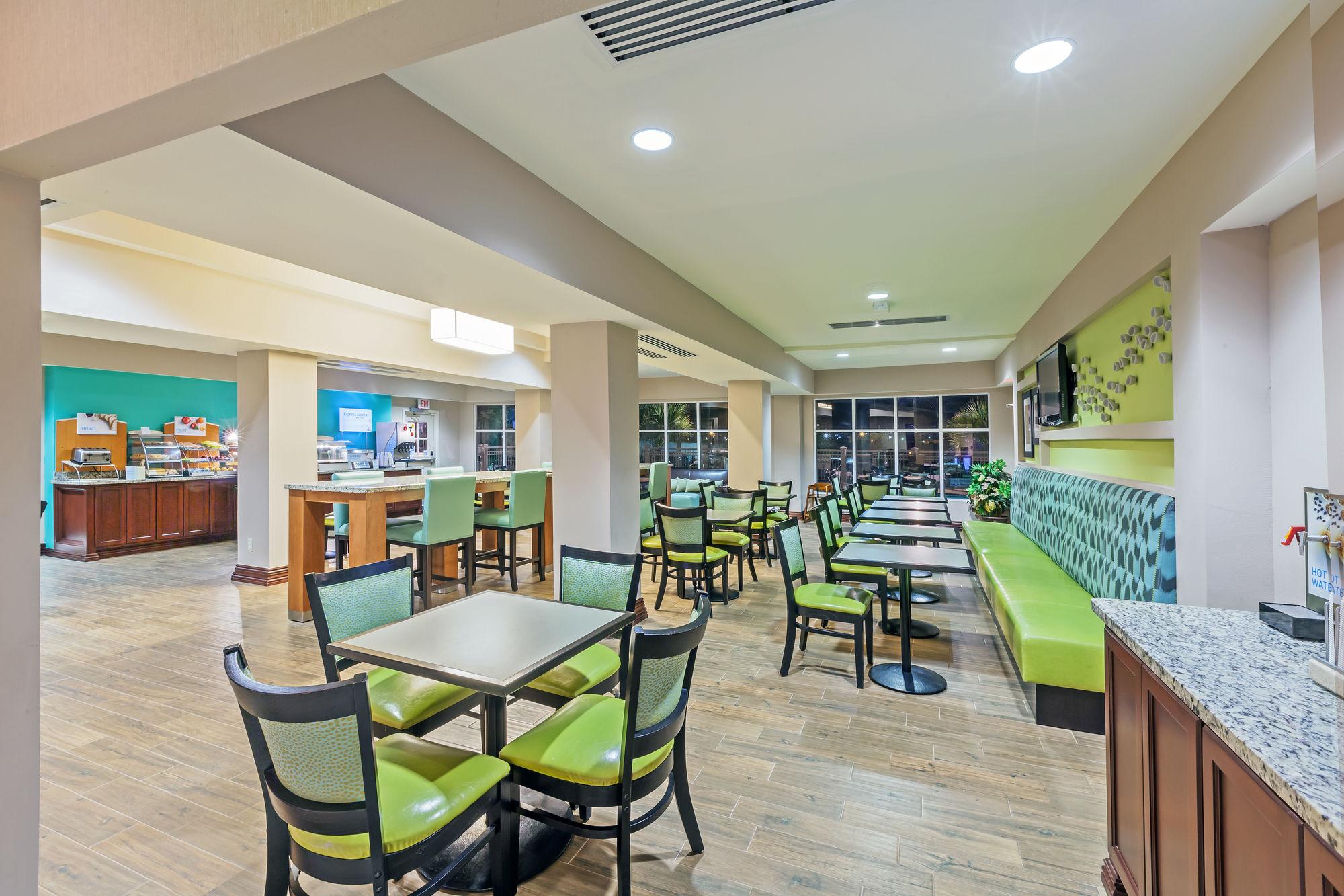 Holiday Inn Express Hotel & Suites Eagle Pass By Ihg Bagian luar foto