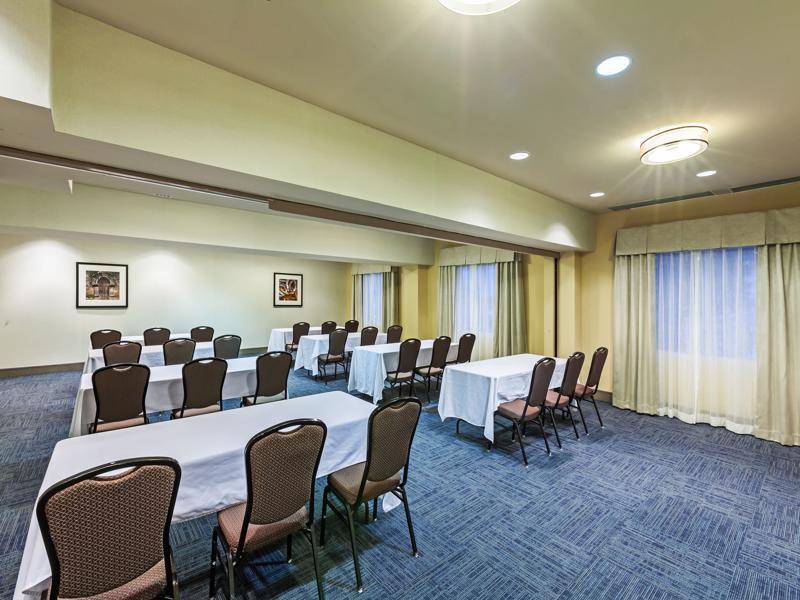 Holiday Inn Express Hotel & Suites Eagle Pass By Ihg Bagian luar foto