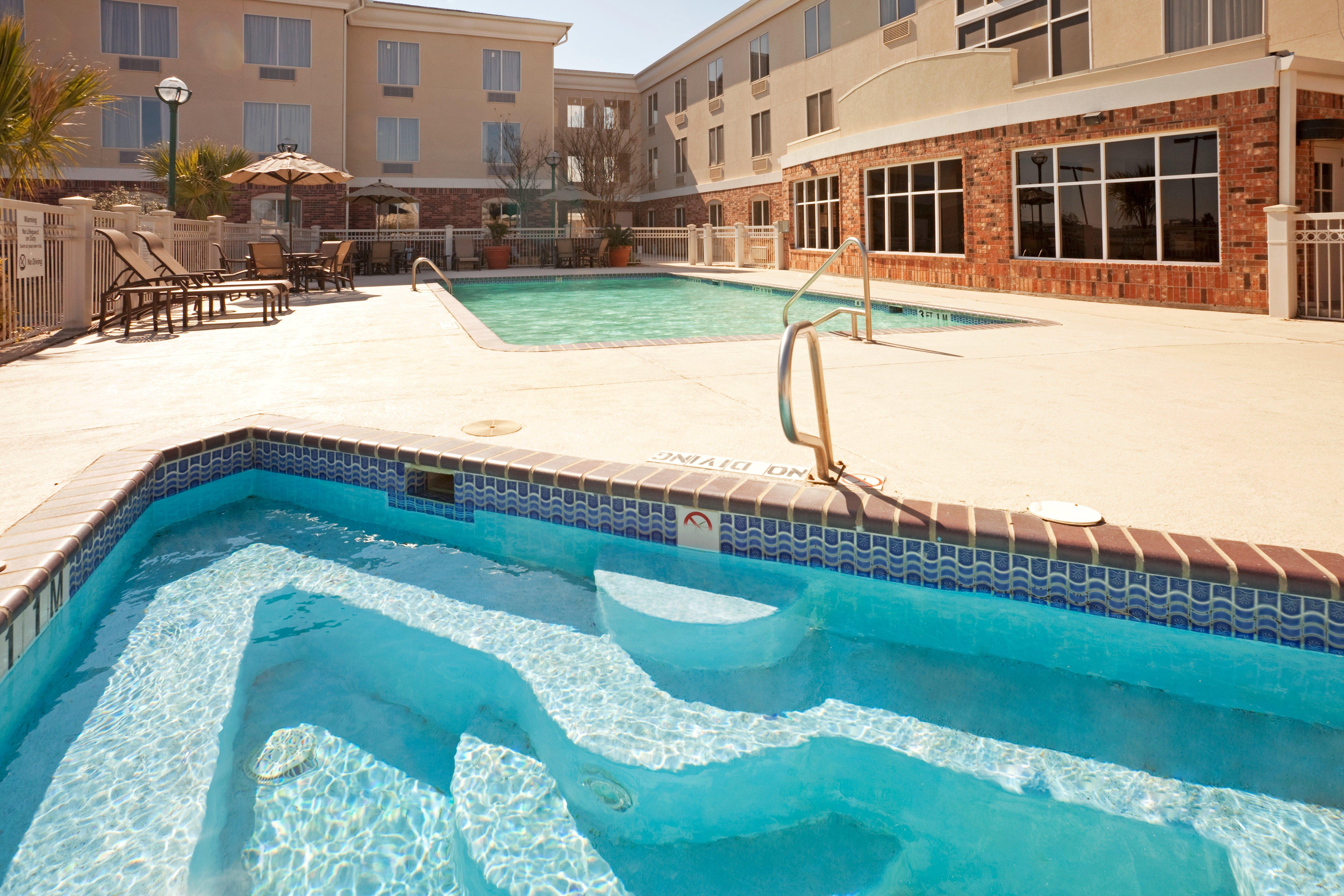 Holiday Inn Express Hotel & Suites Eagle Pass By Ihg Bagian luar foto