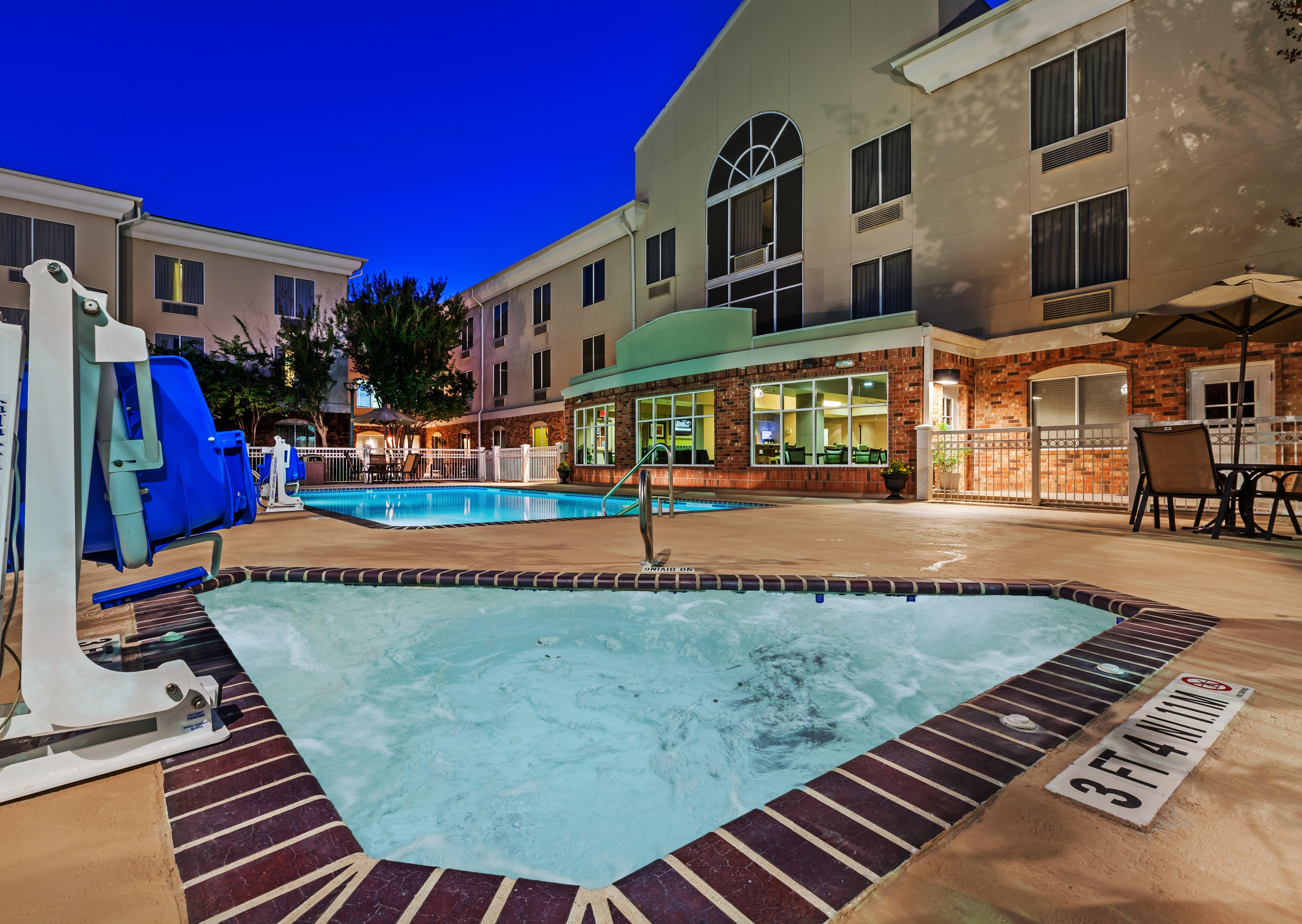 Holiday Inn Express Hotel & Suites Eagle Pass By Ihg Bagian luar foto
