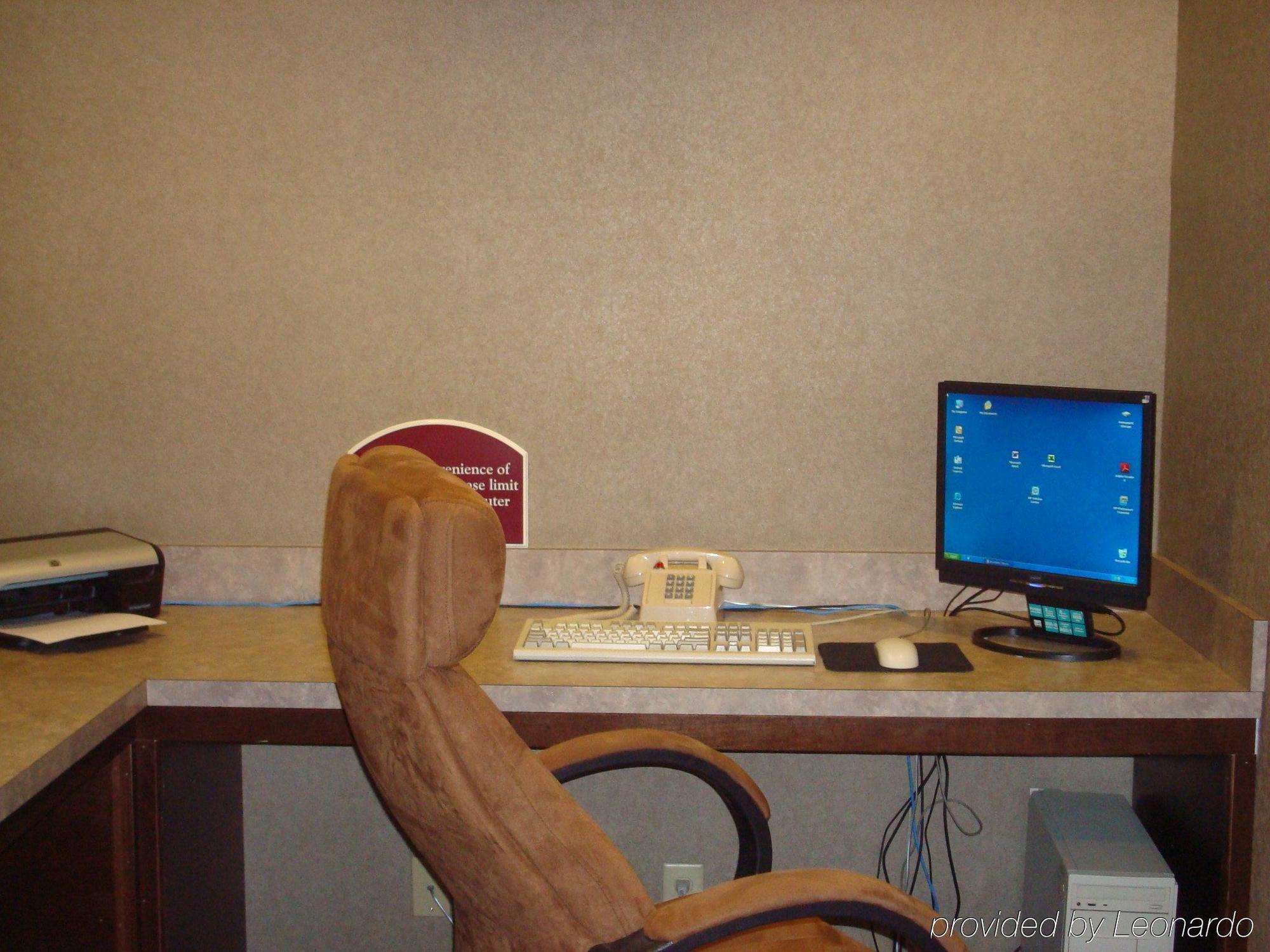 Holiday Inn Express Hotel & Suites Eagle Pass By Ihg Bisnis foto