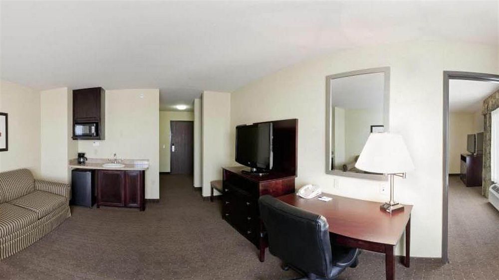 Holiday Inn Express Hotel & Suites Eagle Pass By Ihg Bagian luar foto